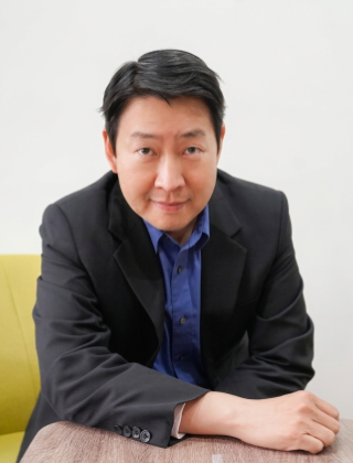 Louis Chih-hung Liu